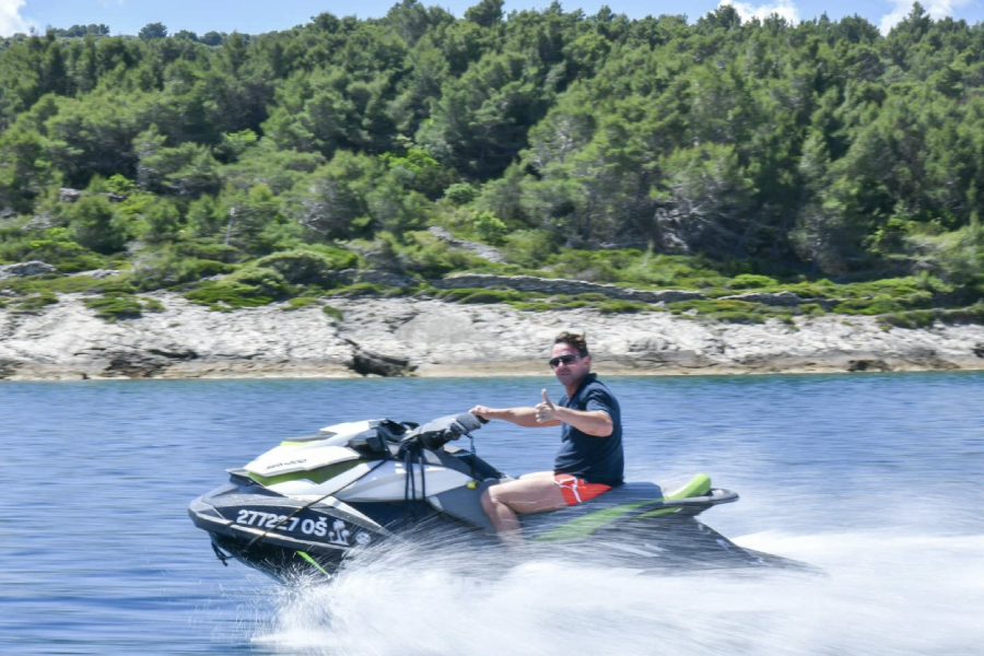 Guy Drives Fast On Jet Ski SeaDoo GTX